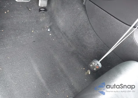 2013 Ford Mustang V6 Premium z USA, uszkodzony, nr VIN 1ZVBP8AM7D5237594